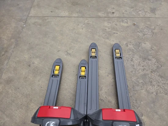 LIFTEX Lithium transpalet electric cu furci scurte