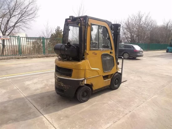 stivuitor GPL CATERPILLAR