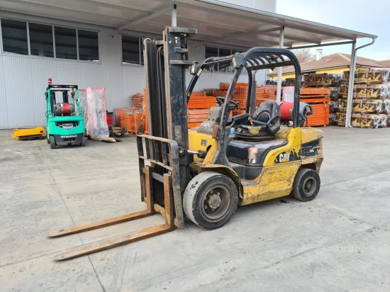 stivuitor GPL CATERPILLAR