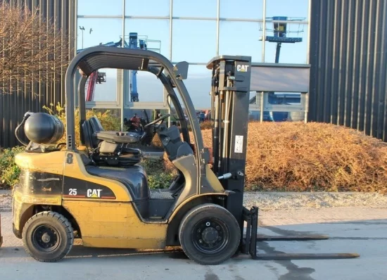 stivuitor GPL CATERPILLAR