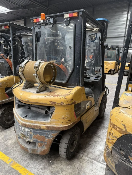 stivuitor GPL CATERPILLAR