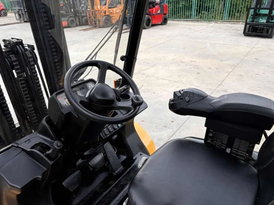 stivuitor GPL CATERPILLAR