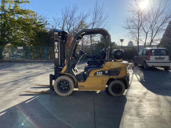 stivuitor GPL CATERPILLAR