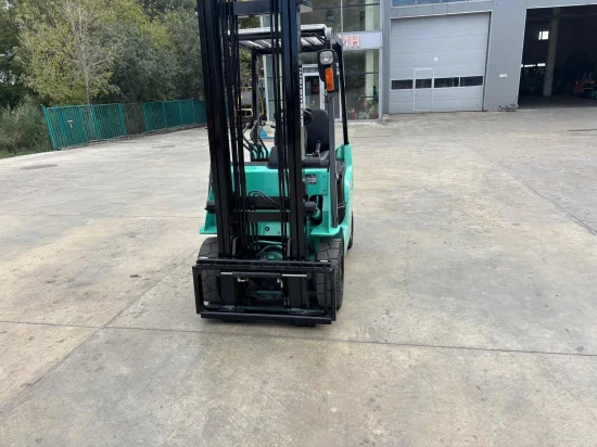 stivuitor pe benzină MITSUBISHI